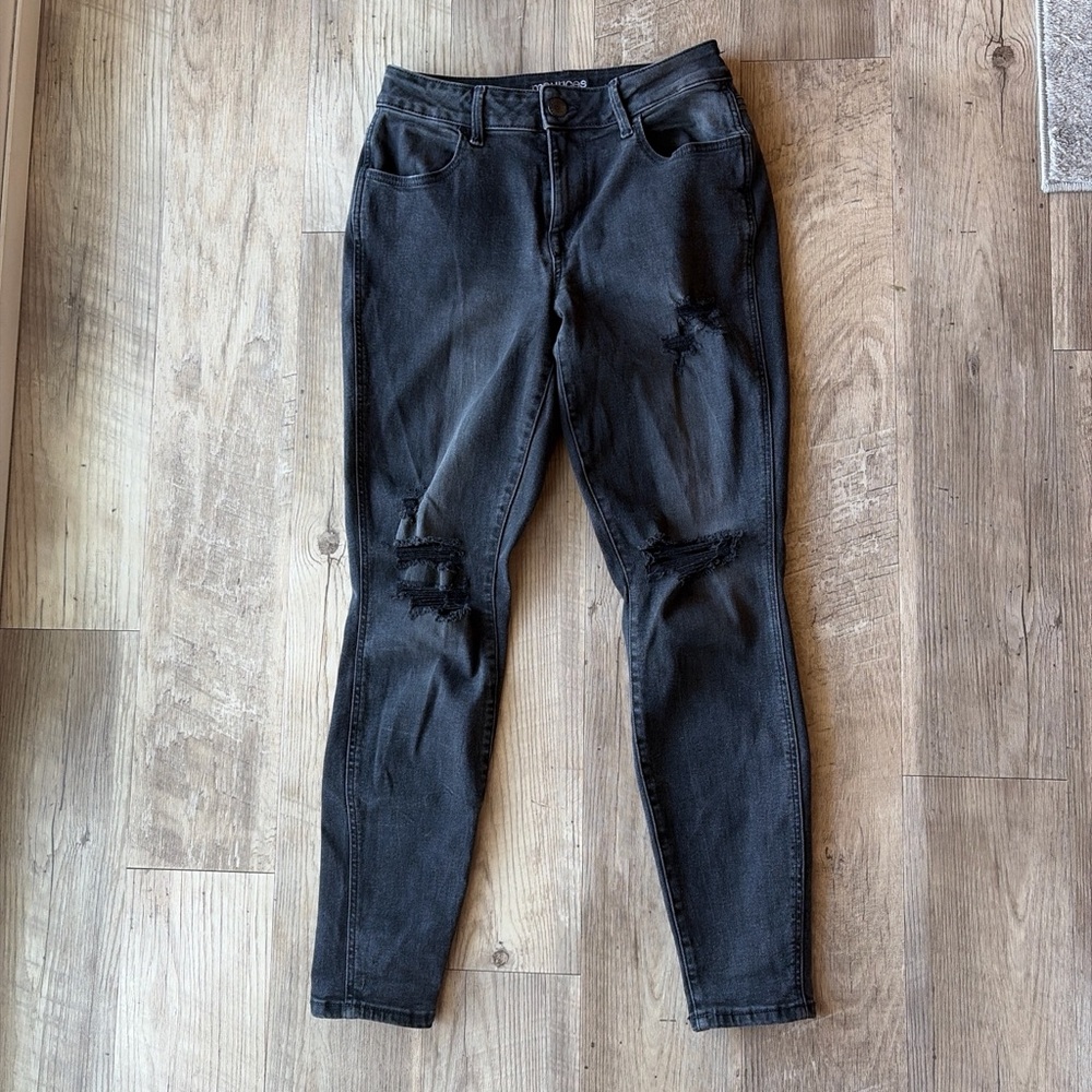 Black Distressed Skinny Jeans